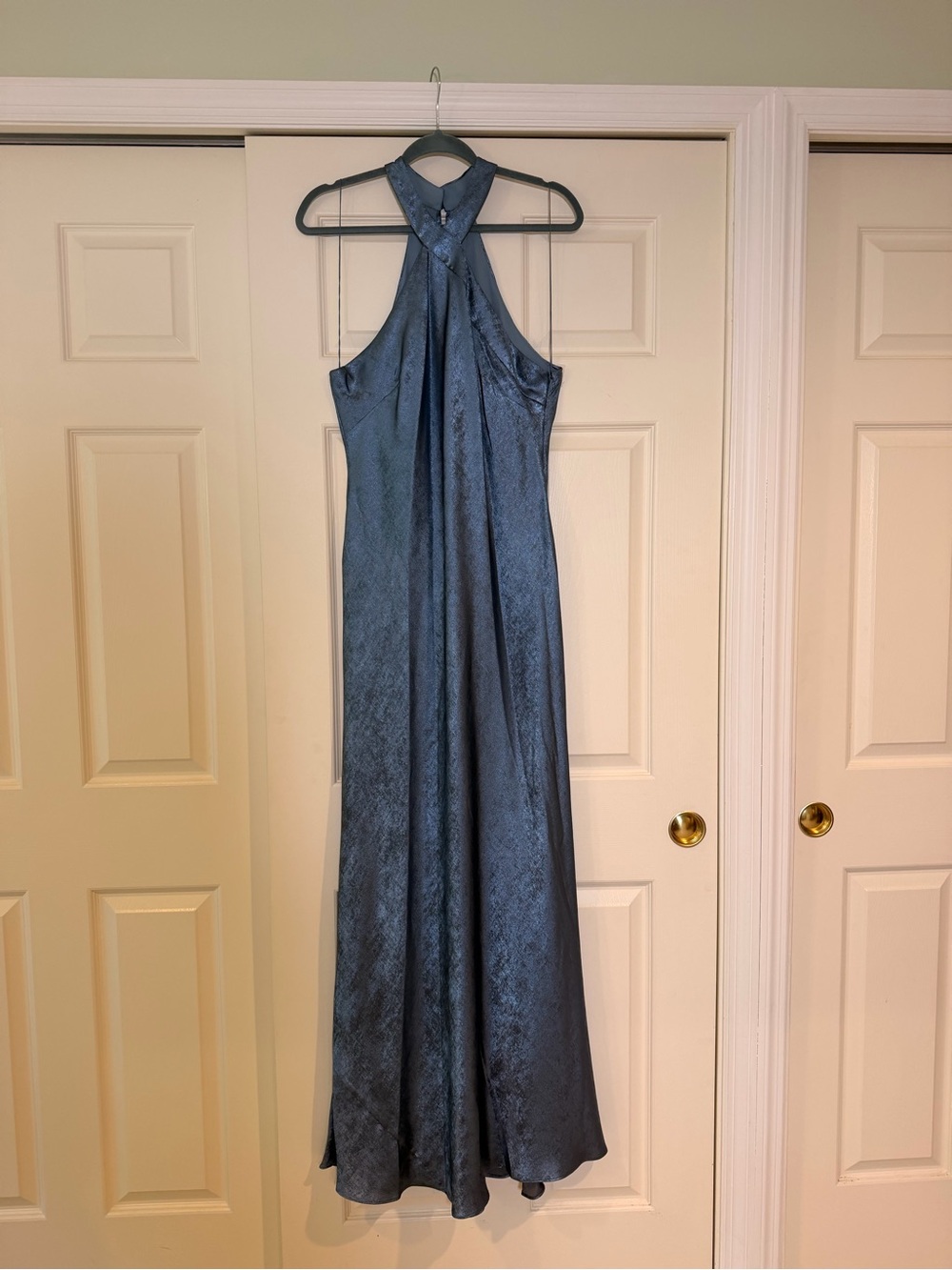 NWT ADRIANNA FOILED SATIN MERMAID GOWN HALTER NECKLINE FRENCH BLUE - Picture 4 of 9